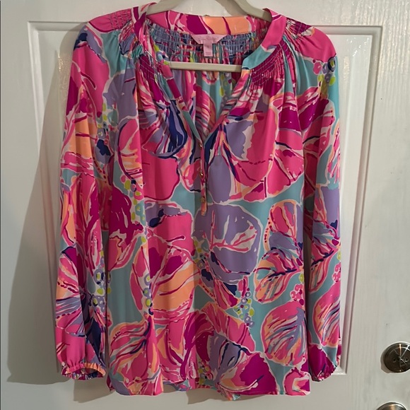Lilly Pulitzer Tops - Lilly Pulitzer Silk Floral Blouse